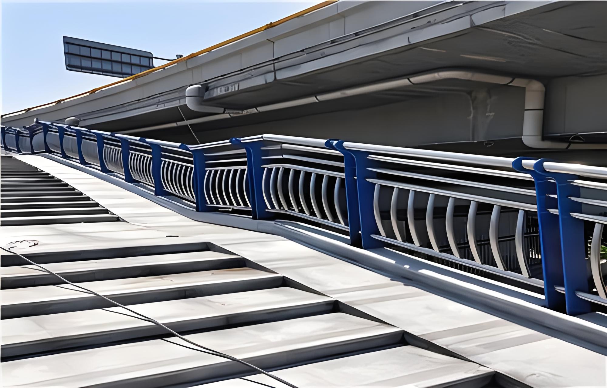 大兴安岭不锈钢桥梁护栏维护方案：确保安全，延长使用寿命